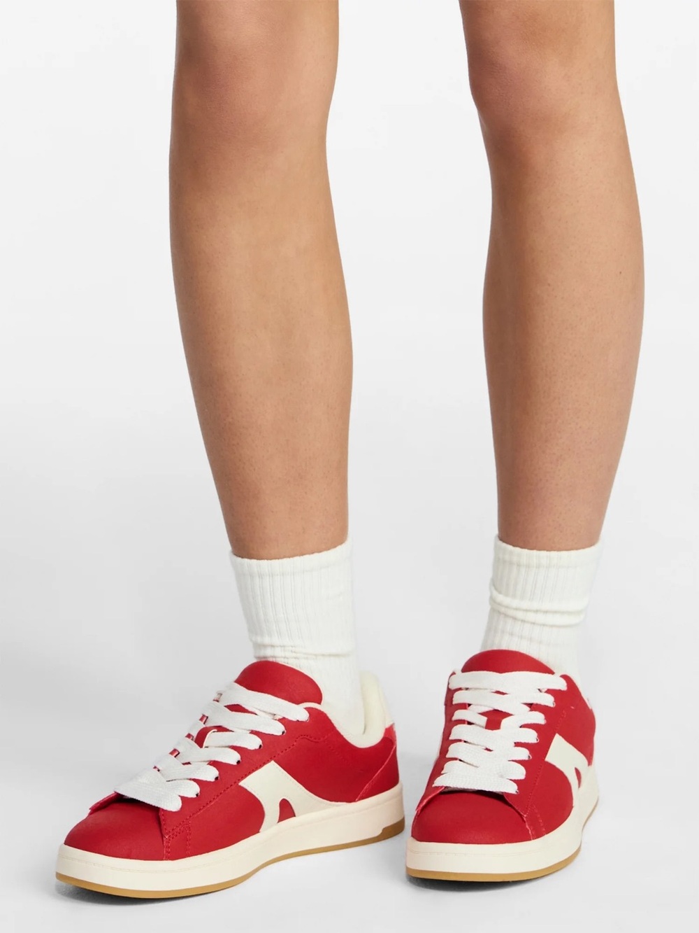 No Boundaries Red and Cream Retro Low-Top Sneakers